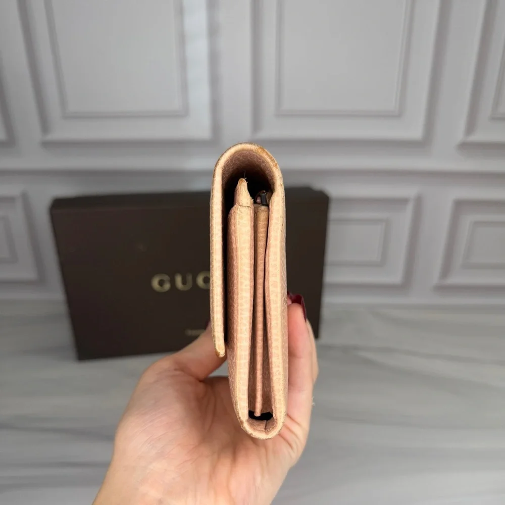 Gucci Light Pink Pebbled Leather Snap Closure Long Wallet | Full Inclusion - Picture 5 of 9